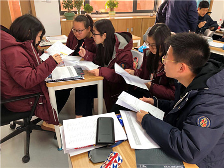 劍橋高段VCE班舉辦英語(yǔ)猜詞大賽