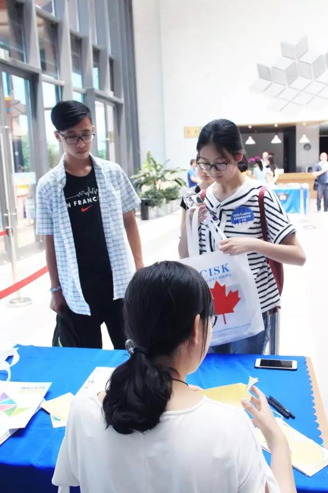昆山加拿大國際學校TED英語演講比賽取得圓滿成功
