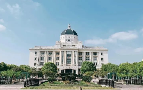 上海外國(guó)語大學(xué)立泰學(xué)院劍橋國(guó)際中心