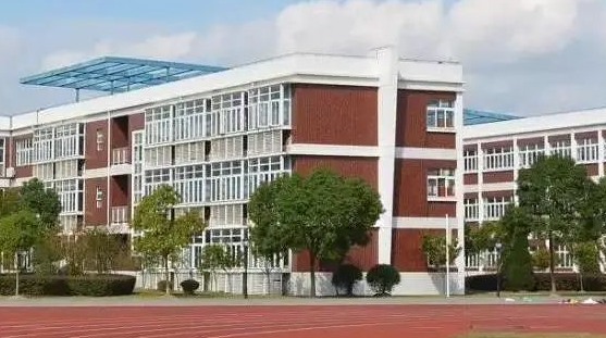 上海市民辦中芯學校怎么報名？學費標準是多少？